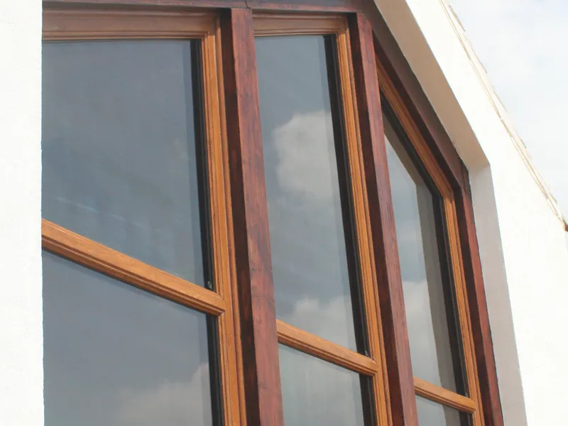 Bay Windows — Gallery Battersea